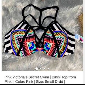 Brand new never worn VS bikini top size small cups D/DD